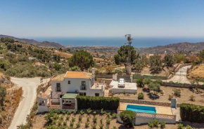 Cozy Home In Frigiliana With House Sea View